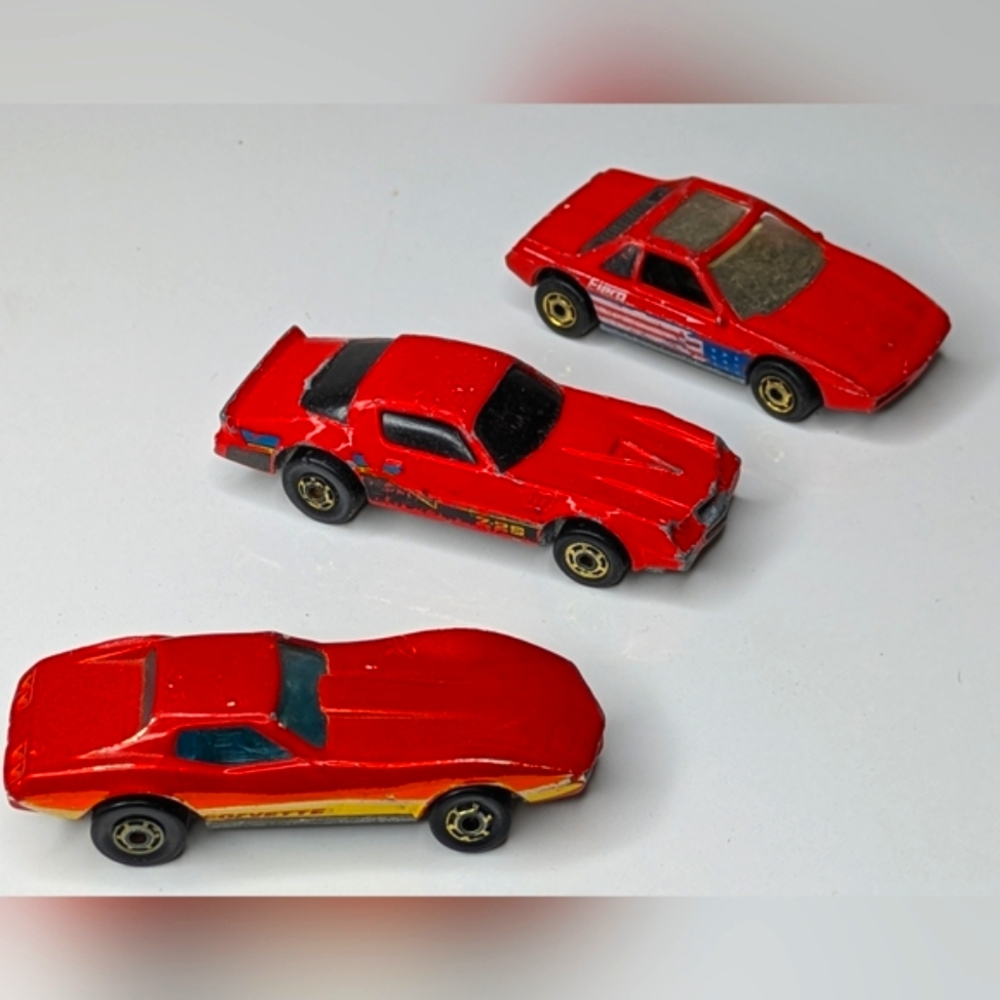 Vintage 70s/80s Hot Wheels Lot Corvette Stingray, Camaro Z28, Pontiac Fiero